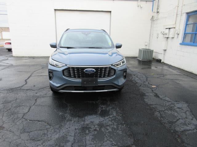 2024 Ford Escape Platinum AWD