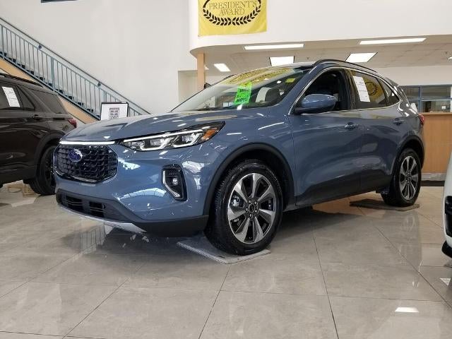 2023 Ford Escape Platinum AWD