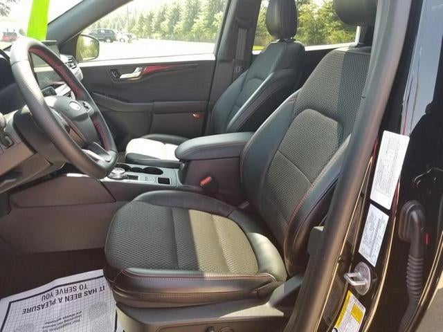 2024 Ford Escape ST-Line Select AWD