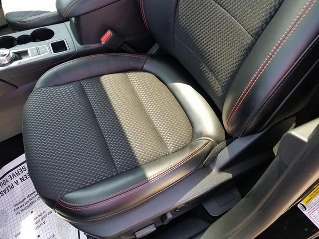 2024 Ford Escape ST-Line Select AWD