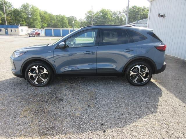 2025 Ford Escape ST-Line Select AWD