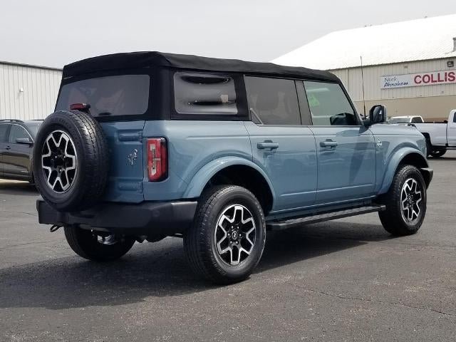 2022 Ford Bronco Base 4 Door 4x4