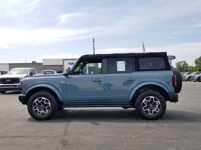 2022 Ford Bronco Base 4 Door 4x4