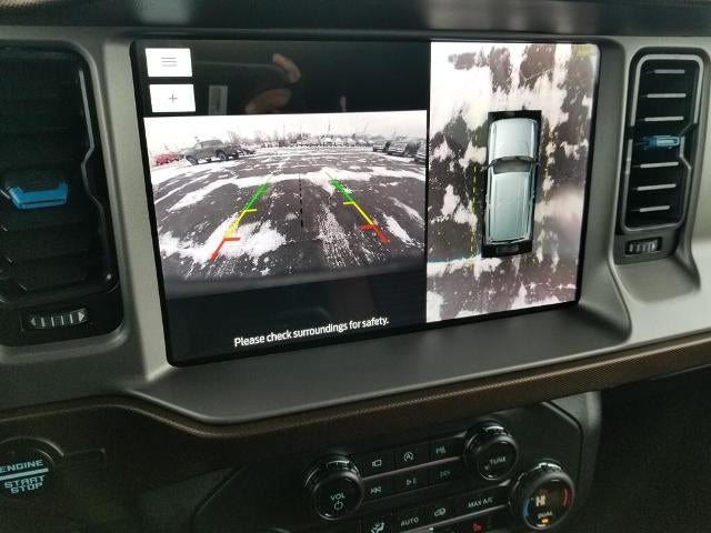 2023 Ford Bronco Base 4 Door 4x4