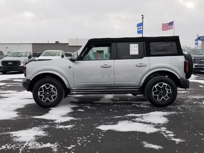 2023 Ford Bronco Base 4 Door 4x4