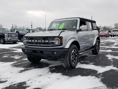 2023 Ford Bronco Base 4 Door 4x4