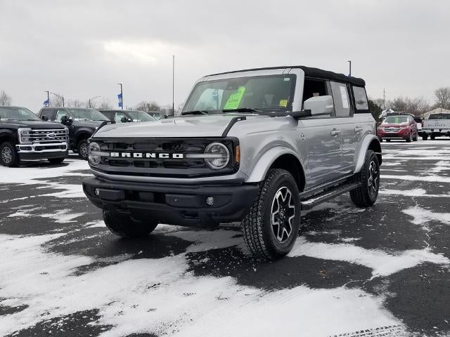 2023 Ford Bronco Base 4 Door 4x4