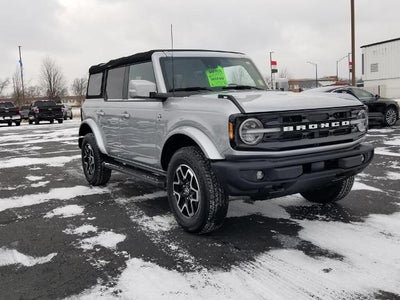 2023 Ford Bronco Base 4 Door 4x4