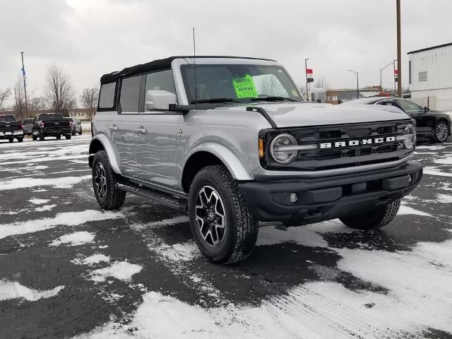 2023 Ford Bronco Base 4 Door 4x4