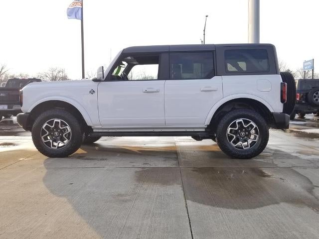 2023 Ford Bronco Base 4 Door 4x4