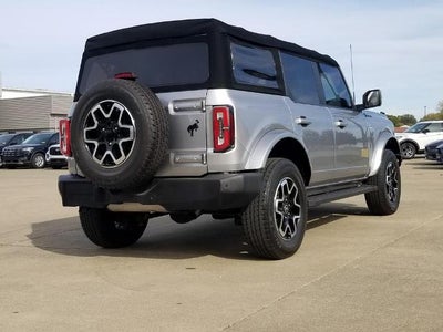 2022 Ford Bronco Outer Banks 4 Door 4x4