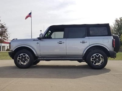 2022 Ford Bronco Outer Banks 4 Door 4x4