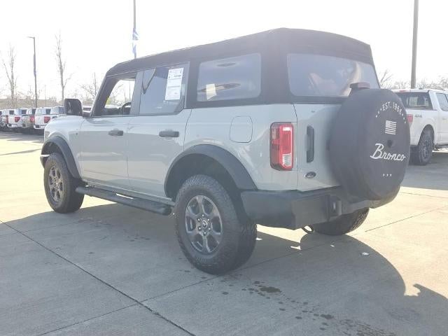 2023 Ford Bronco Base 4 Door 4x4