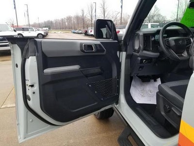 2023 Ford Bronco Base 4 Door 4x4