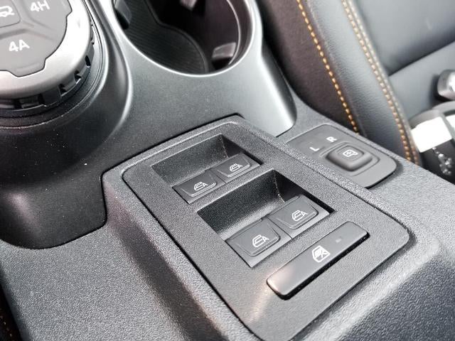 2023 Ford Bronco Base 4 Door Advanced 4x4