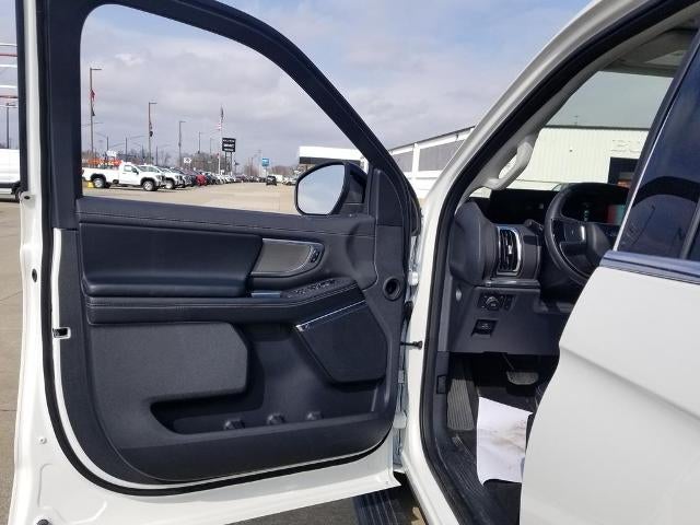 2025 Ford Expedition Max Platinum 4x4