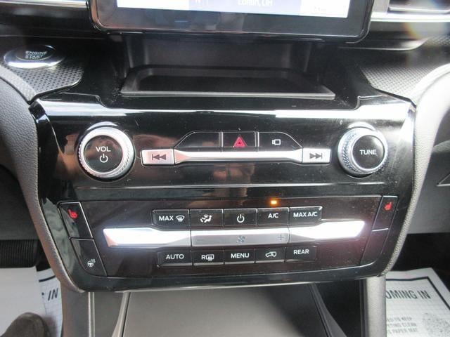 2022 Ford Explorer ST-Line RWD