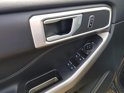 2023 Ford Explorer XLT 4WD