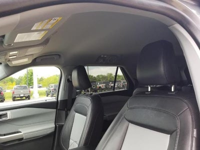 2023 Ford Explorer XLT 4WD