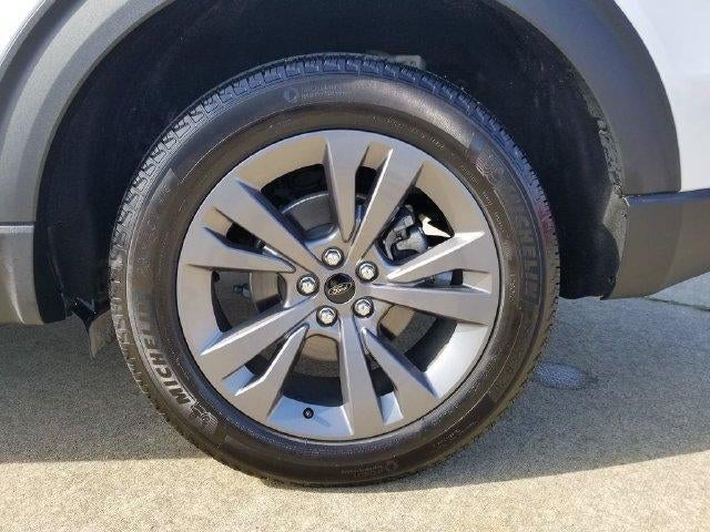 2024 Ford Explorer XLT 4WD