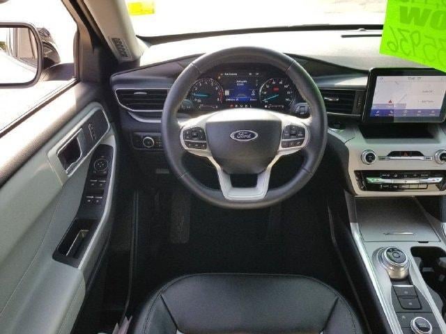 2024 Ford Explorer XLT 4WD
