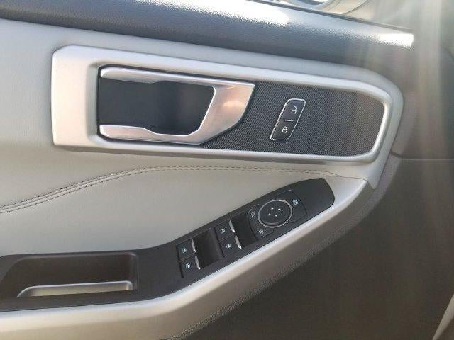 2024 Ford Explorer XLT 4WD