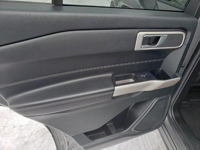 2023 Ford Explorer XLT 4WD