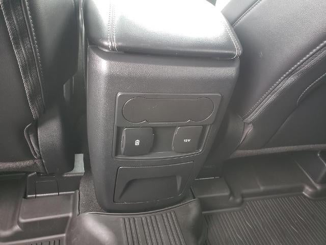 2023 Ford Explorer XLT 4WD