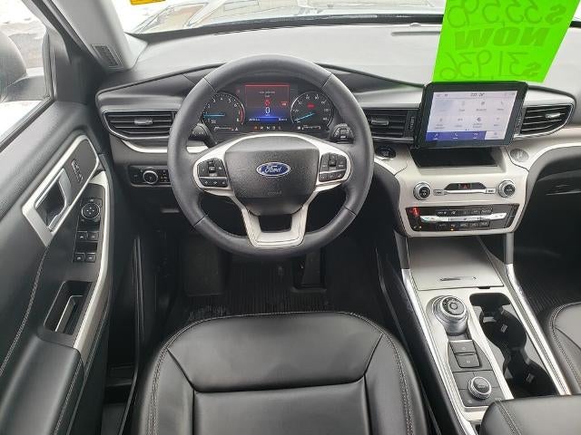 2023 Ford Explorer XLT 4WD