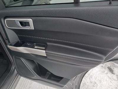 2023 Ford Explorer XLT 4WD