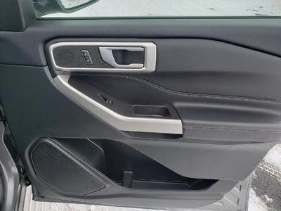 2023 Ford Explorer XLT 4WD