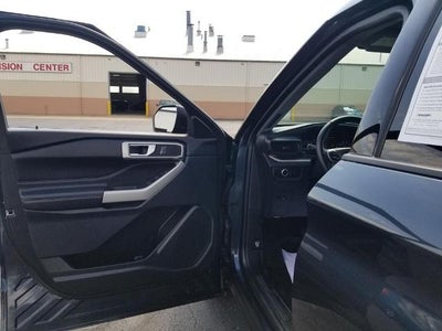2023 Ford Explorer XLT 4WD