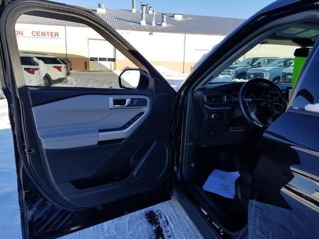 2023 Ford Explorer XLT 4WD