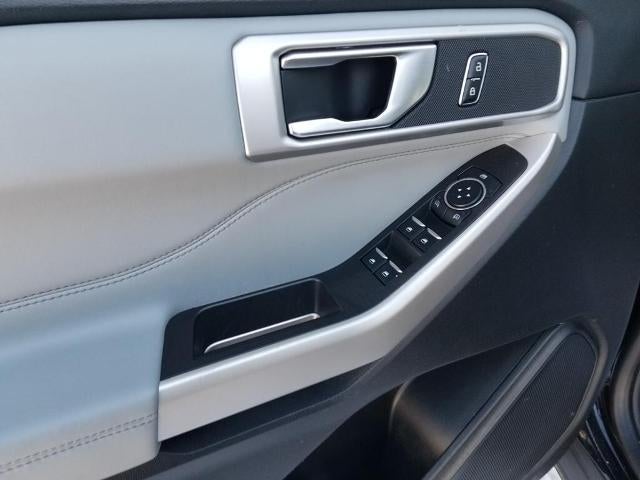 2023 Ford Explorer XLT 4WD