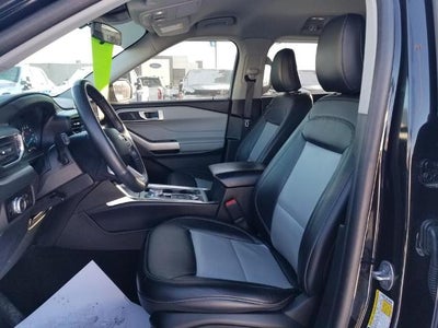 2023 Ford Explorer XLT 4WD