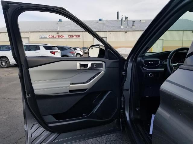 2023 Ford Explorer XLT 4WD