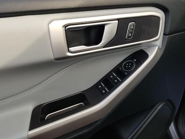2023 Ford Explorer XLT 4WD