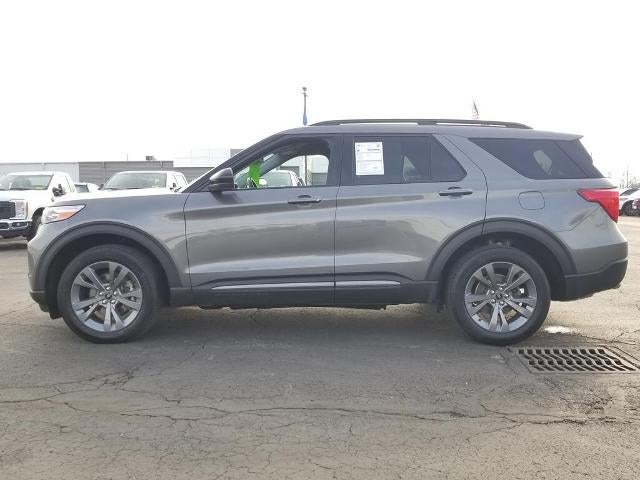 2023 Ford Explorer XLT 4WD