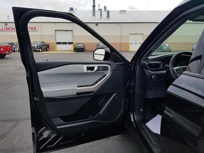 2023 Ford Explorer XLT 4WD