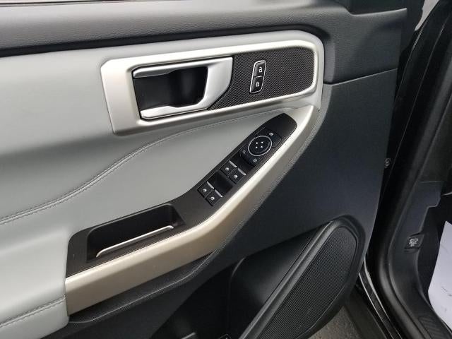 2023 Ford Explorer XLT 4WD