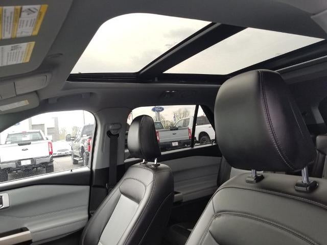 2023 Ford Explorer XLT 4WD