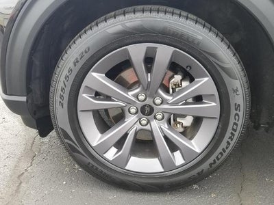 2023 Ford Explorer XLT 4WD