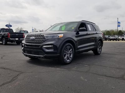 2023 Ford Explorer XLT 4WD