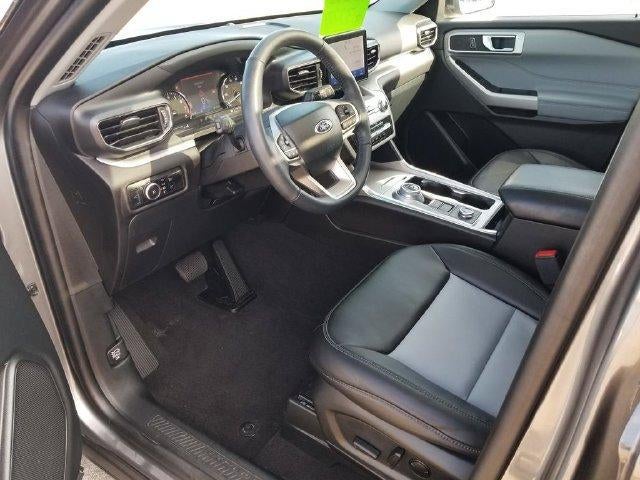 2023 Ford Explorer XLT 4WD