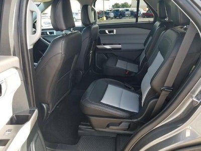 2023 Ford Explorer XLT 4WD