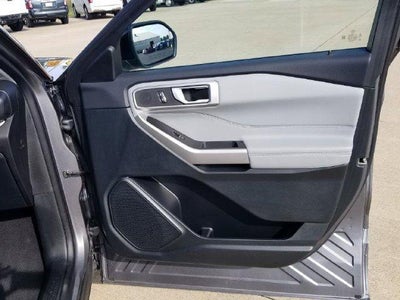 2023 Ford Explorer XLT 4WD
