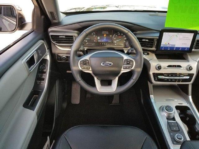 2023 Ford Explorer XLT 4WD