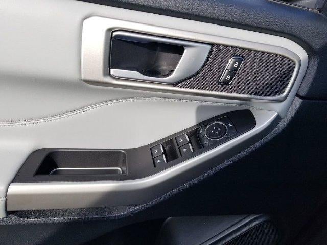 2023 Ford Explorer XLT 4WD