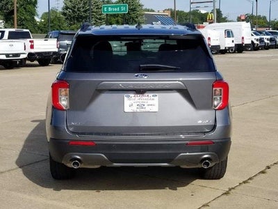 2023 Ford Explorer XLT 4WD