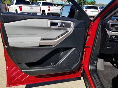 2024 Ford Explorer XLT 4WD